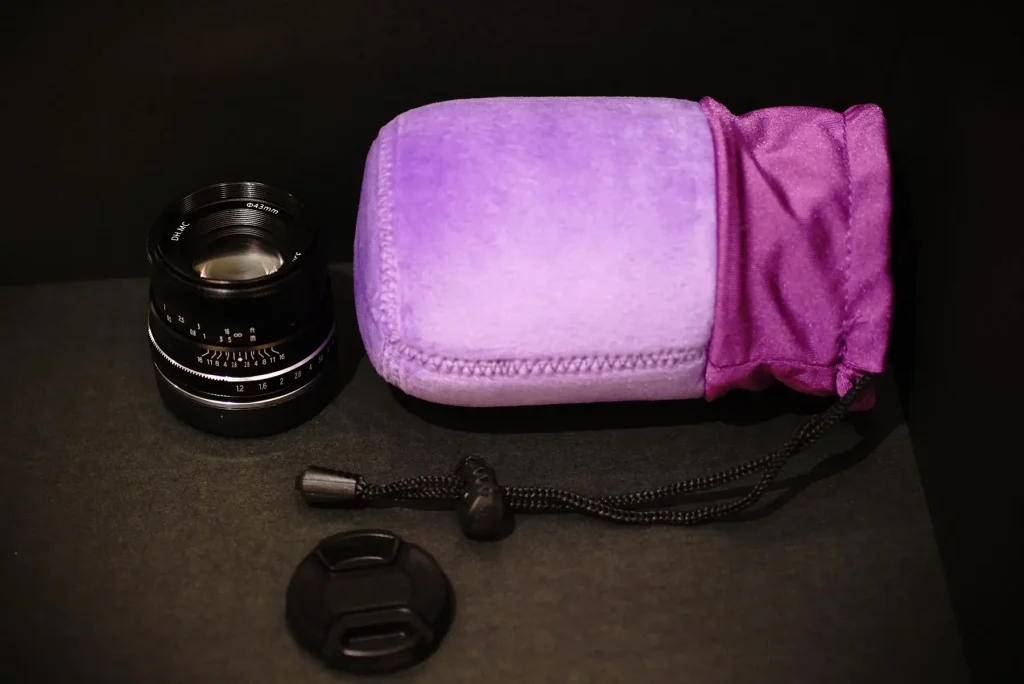 Pergear 35mm f/1.2 Lens pouch