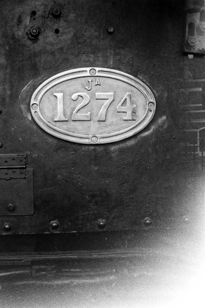 Rollei Superpan 200, Rodinal 1:25 - number plate of loco no.1274 at Dunedin's Toitu museum.