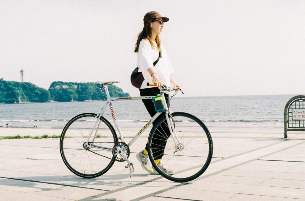 Maki and her bike near Enoshima