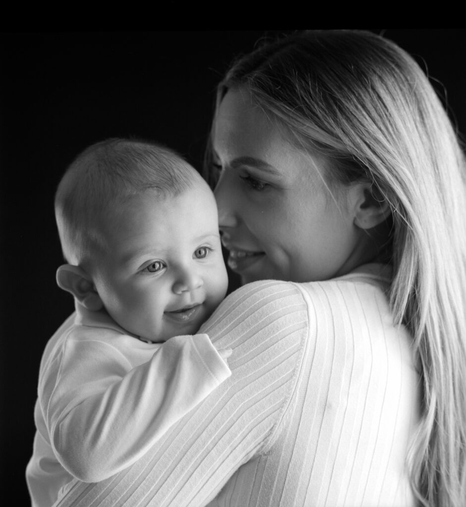 Black and white mother and baby photography shoot by Ted Smith Photography 