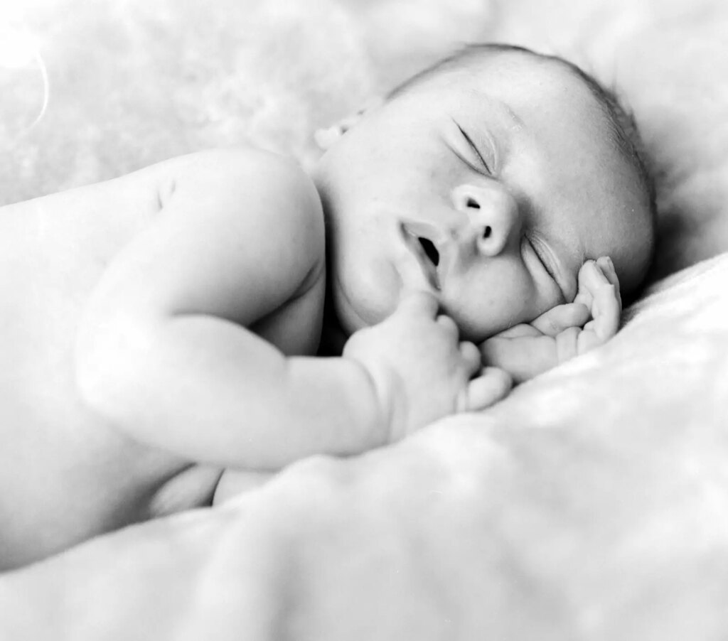 Mother and baby photography shoot in black and white by Ted Smith Photography 