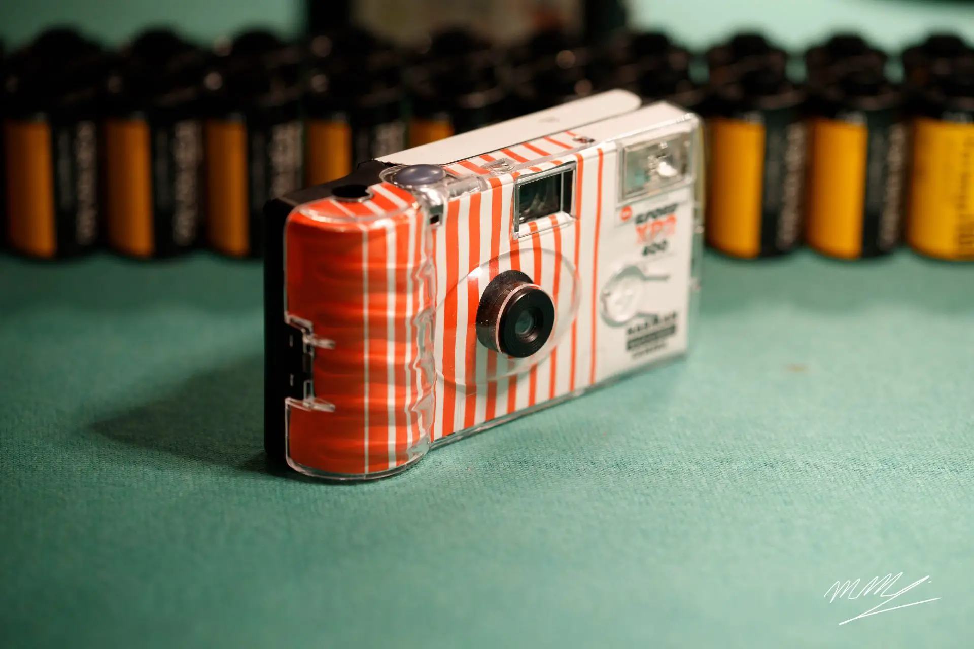 Kodak Ektar H35 Review - Cheap Thrills with a Very Simple Camera