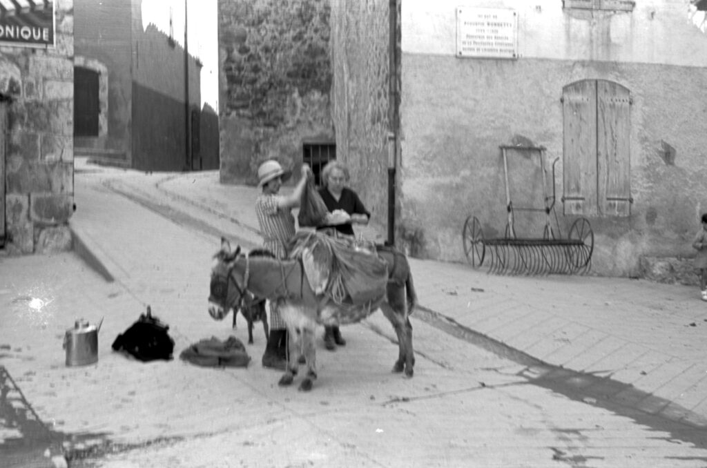 Black and white image of Entrevaux in the Alpes-de-Haute-Provence, France.