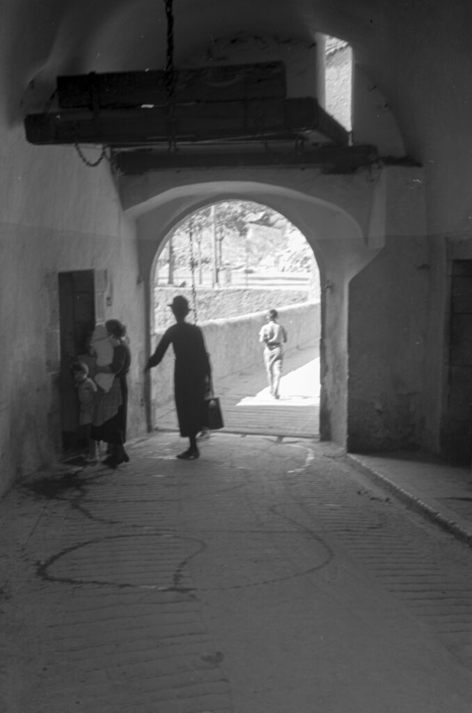 Black and white image of Entrevaux in the Alpes-de-Haute-Provence, France.