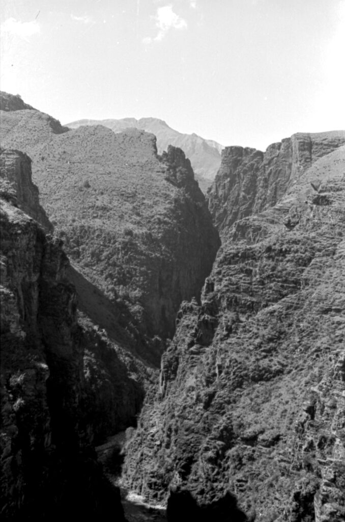 Black and white image of the Gorges de Daluis, France.