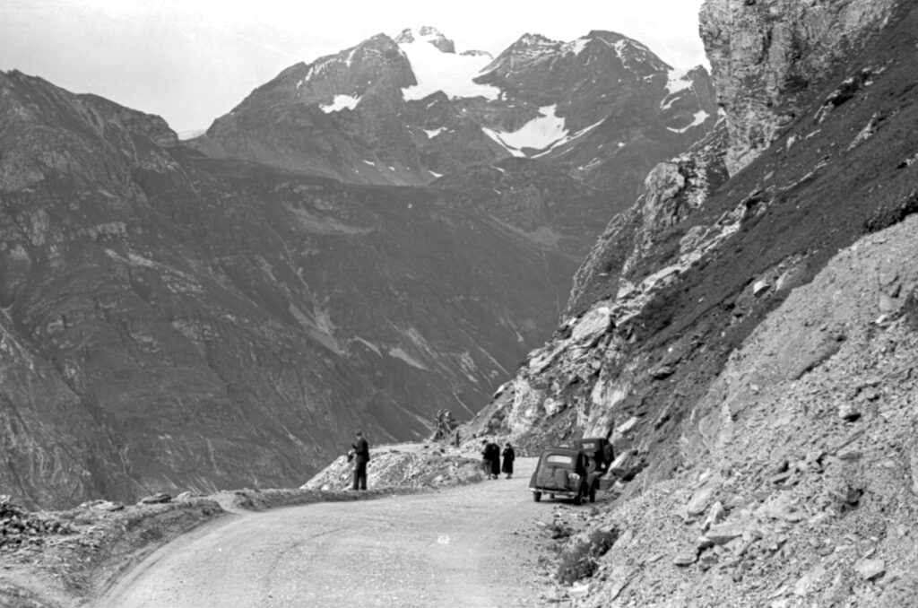 Black and White image of mountains from the Col du Galibier, France.