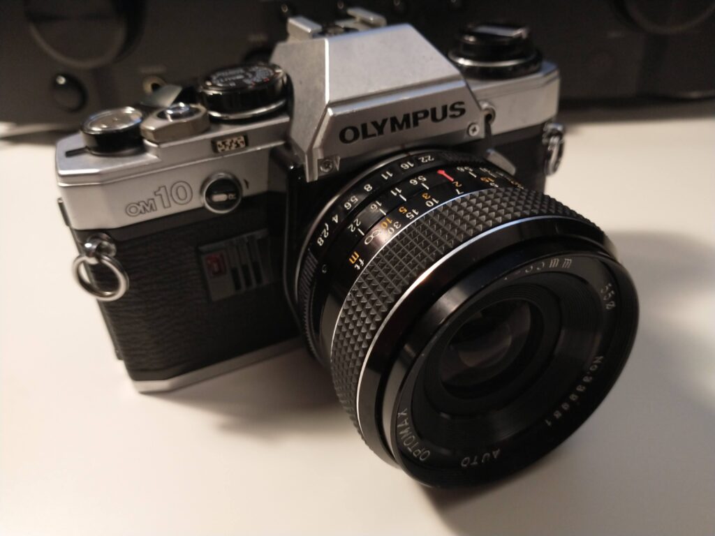 Olympus OM10 with Optomax 35mm f2.8 lens