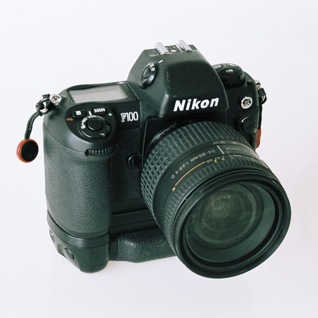Nikon F100 with 28 ~ 85 f/2.8 - 4