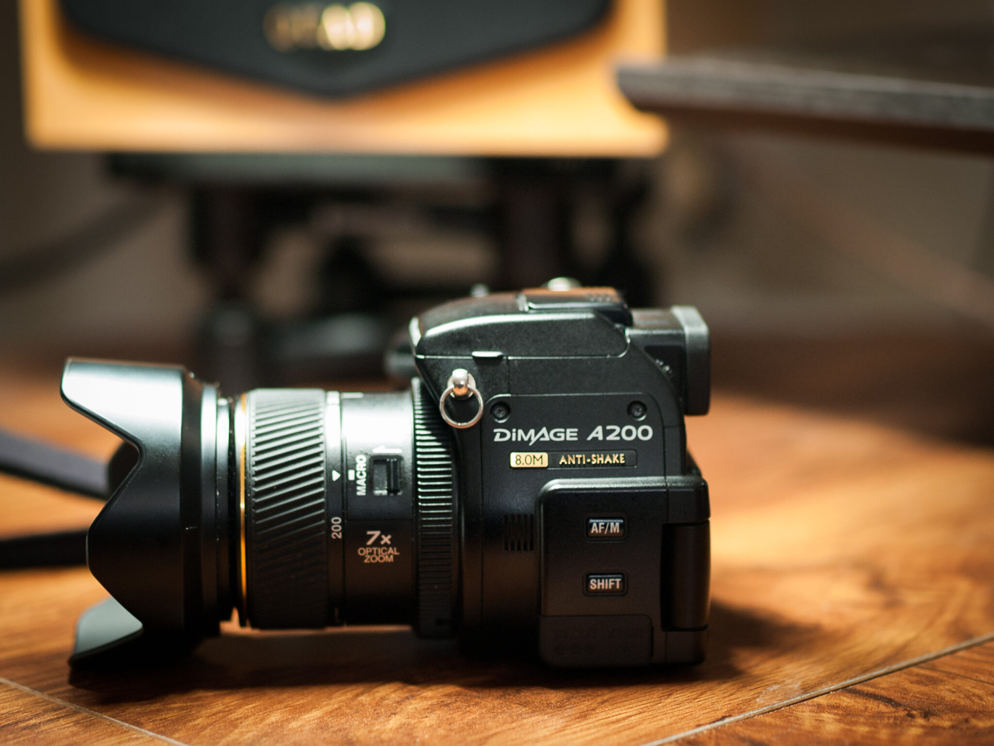 【付属品多数】KONICA MINOLTA DiMAGE A200 Konica Minolta DiMAGE A200 Review: Digital Photography Review