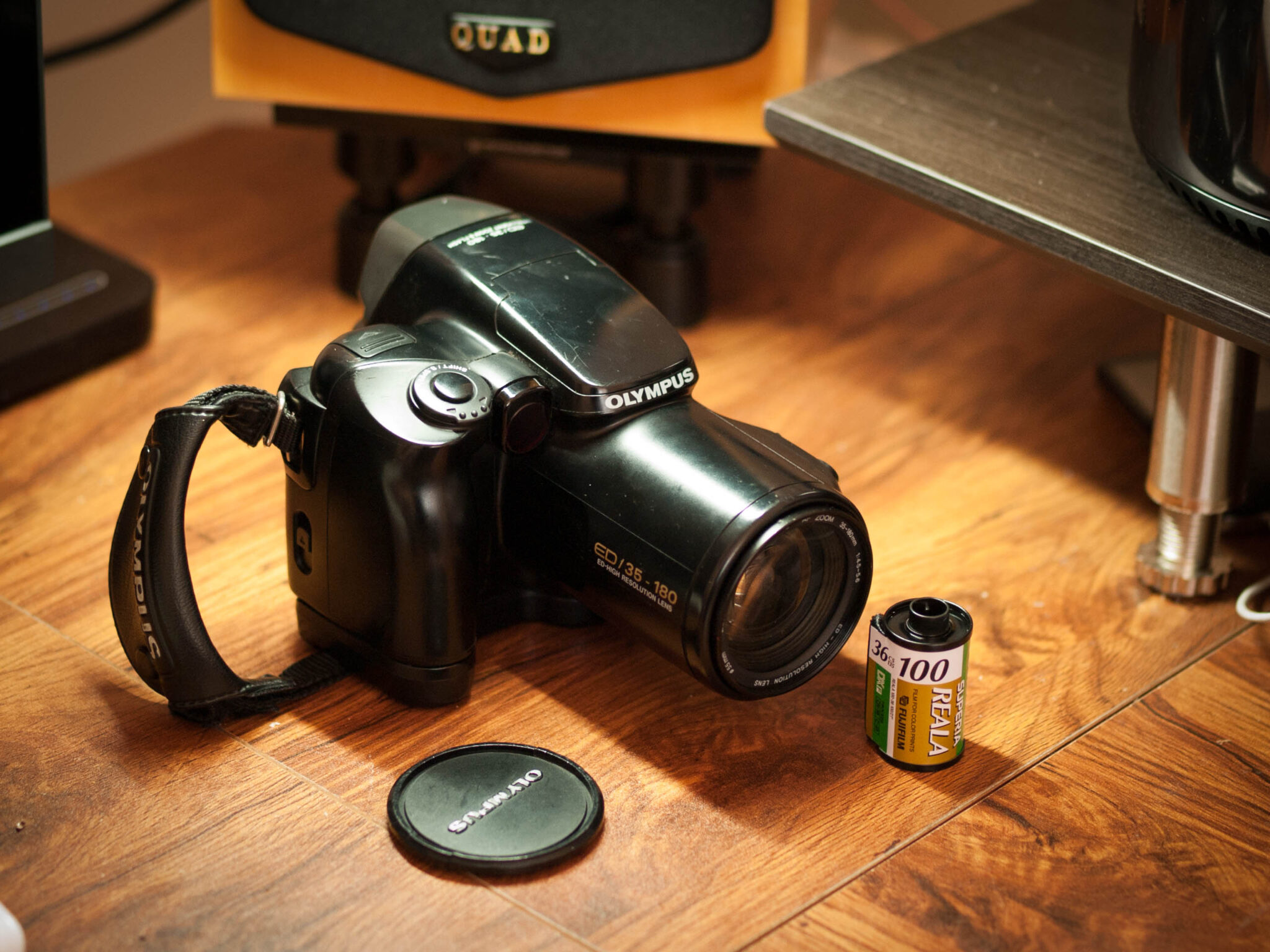 Olympus XA1 - One roll mini-review - 35mmc