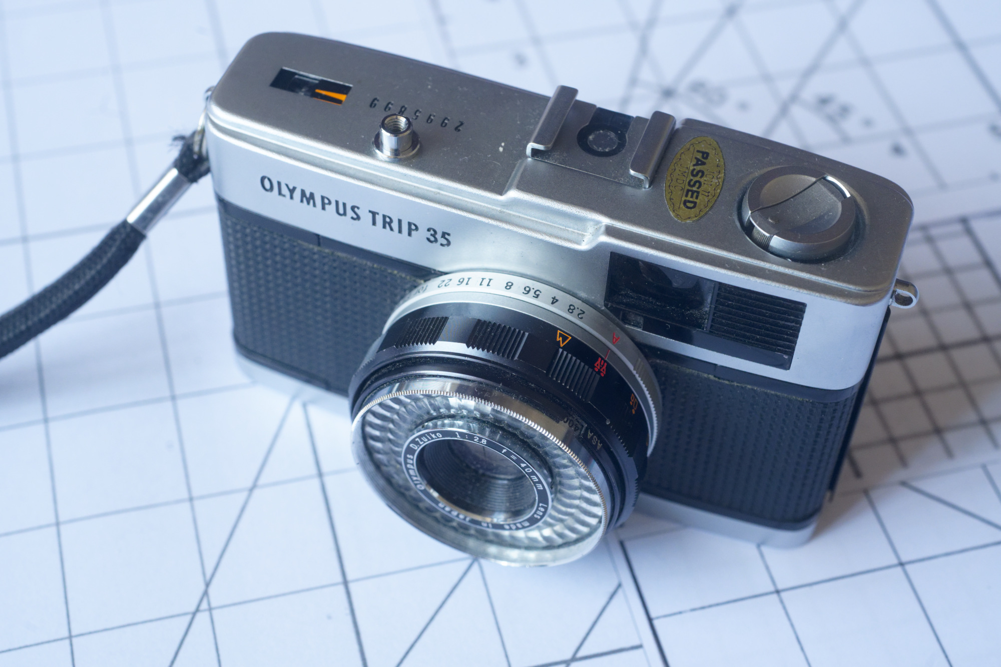 Olympus Trip 35 and 35ED - Budget Compacts - a Review