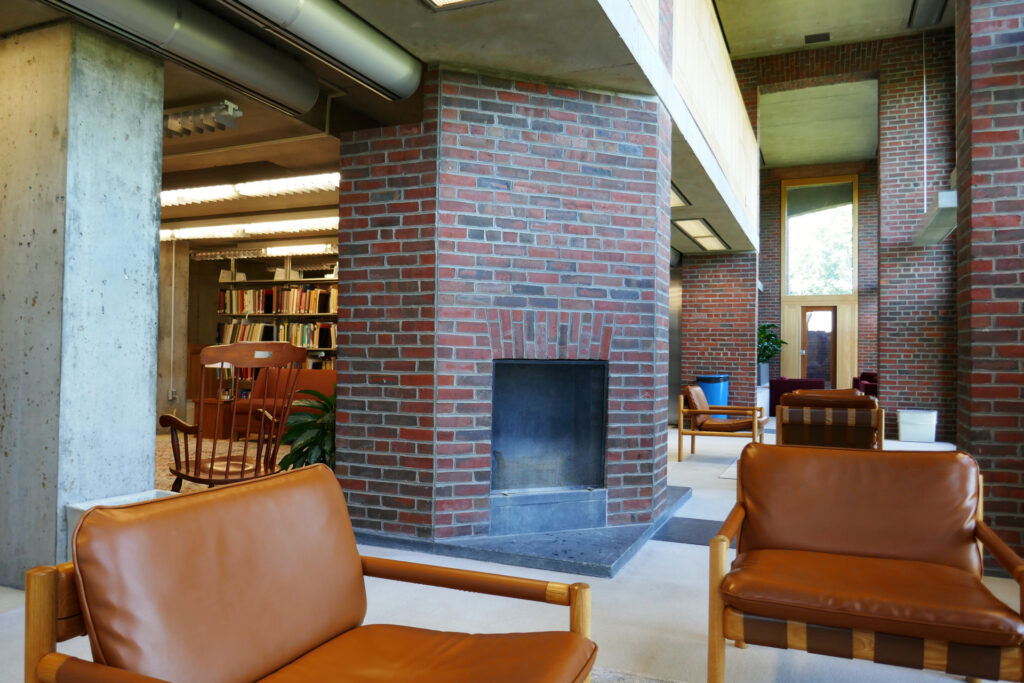 Louis Kahn's Phillips Exeter Library 06