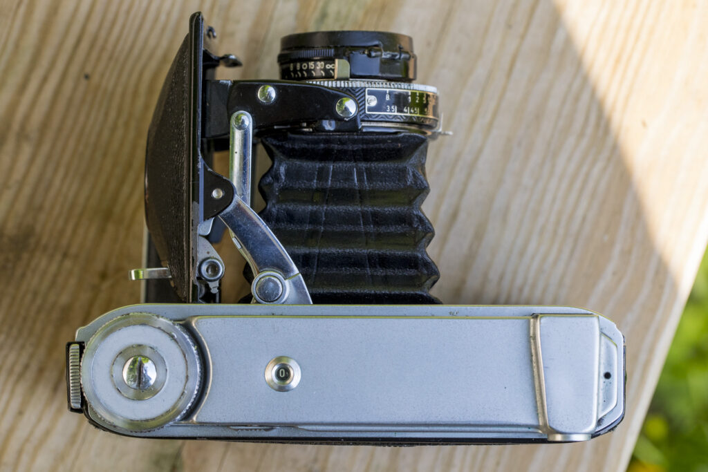 Photo of a Voigtländer Bessa 46 camera