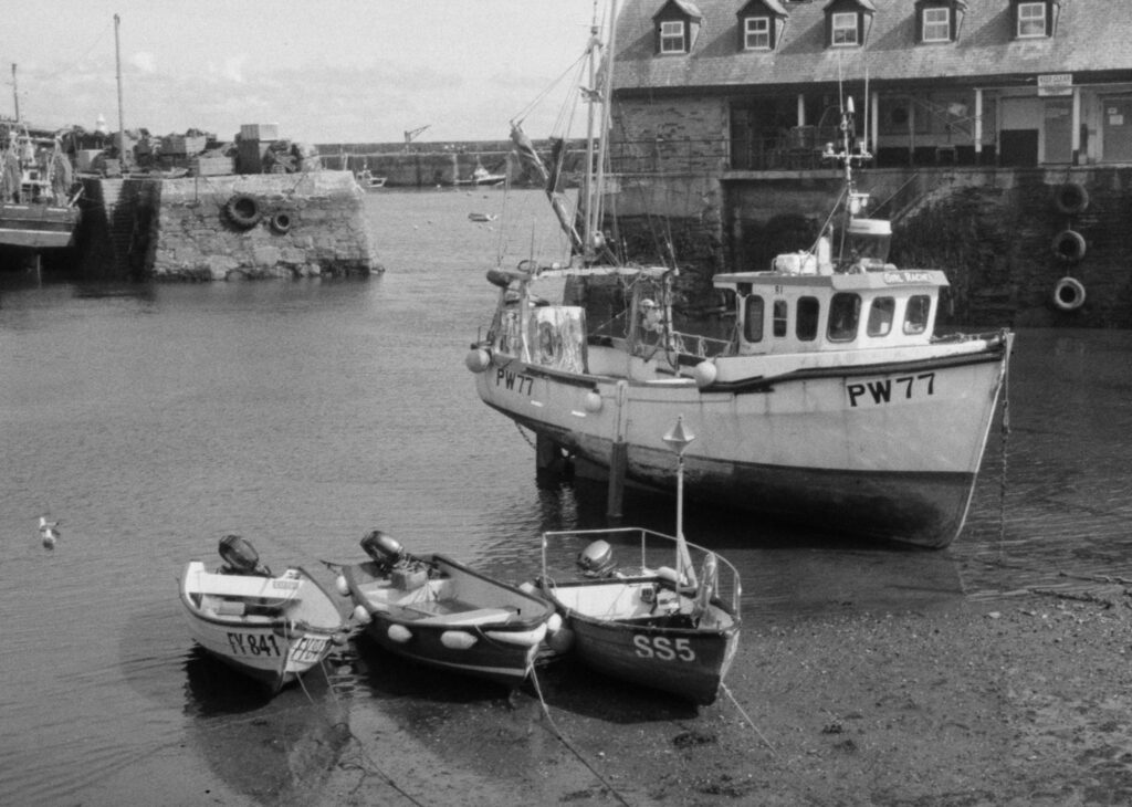 With the right film stock and a decent lens, it is possible to get decent images out the small negative on 16mm film