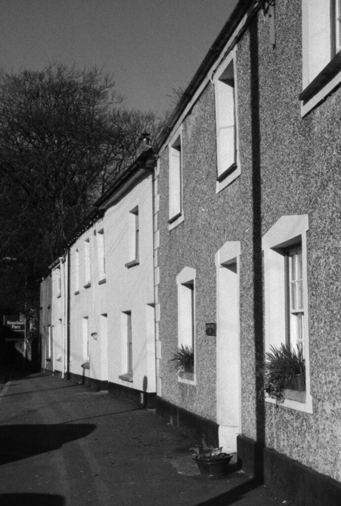 The small negatives from 16mm film can capture excellent detail. I've taken the liberty of touching out the overhead cables, which, in my opinion, spoil the image!