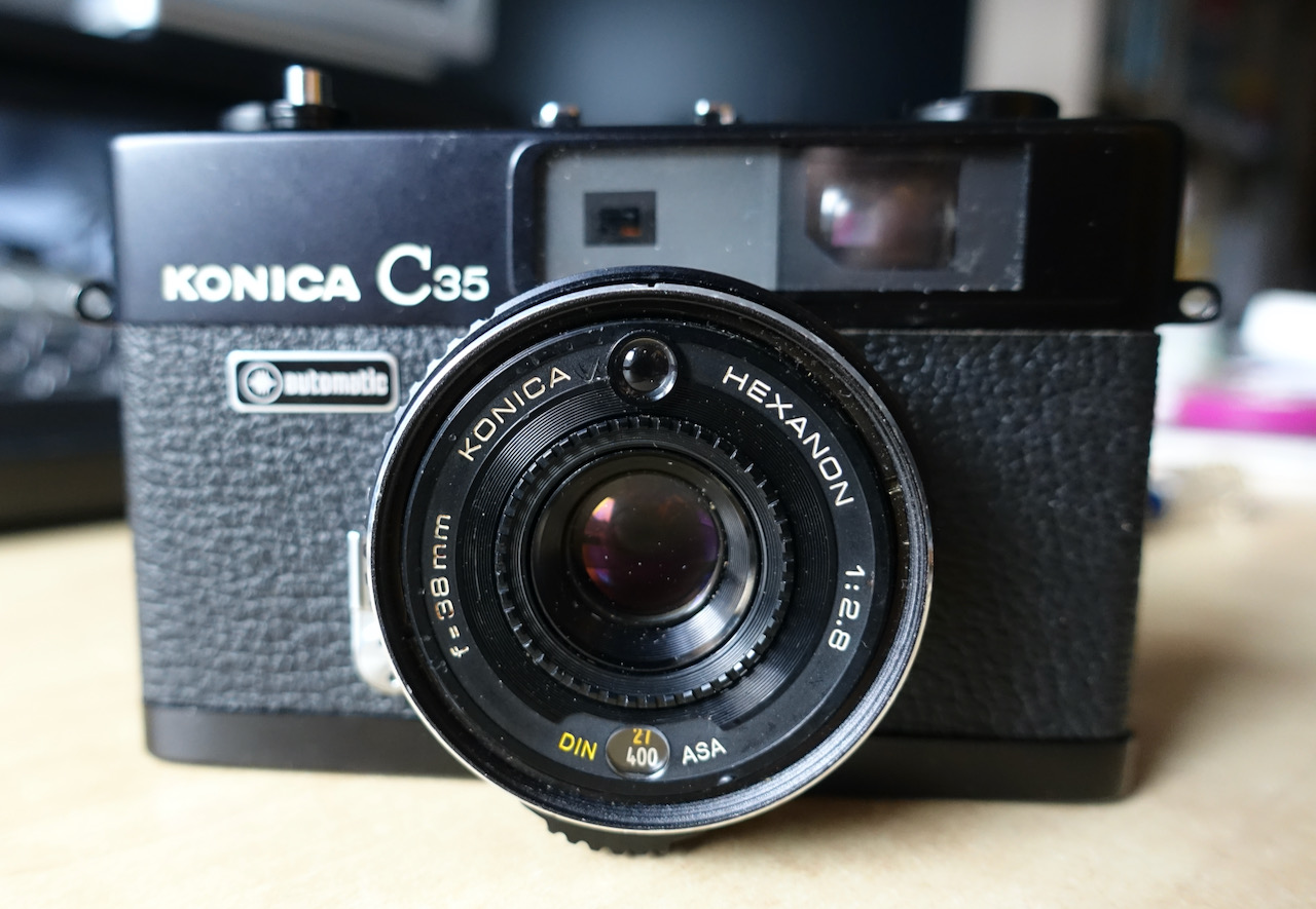 KONICA C35 改　OH・試写済み　#12 Konica C35】知人に修理を依頼したら…｜おしゃま