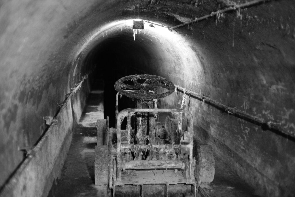 Brussels sewers, Sonnar f1.5