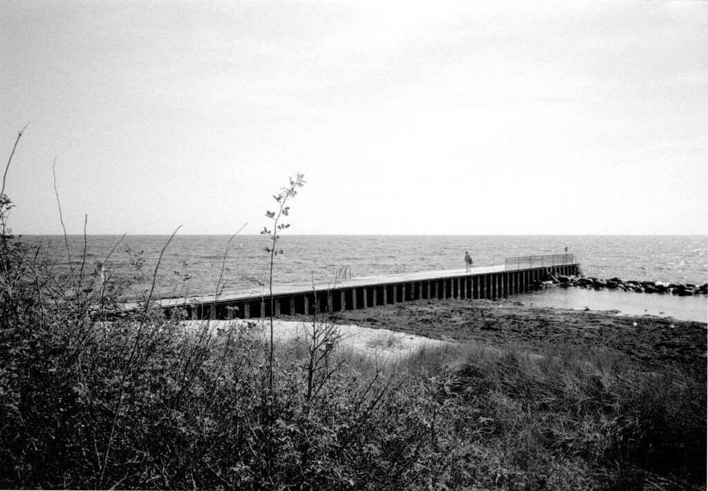 The bathing jetty at Löderup Strandbad