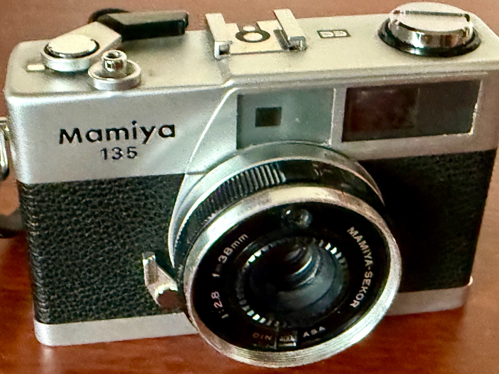 Mamiya 135 EE