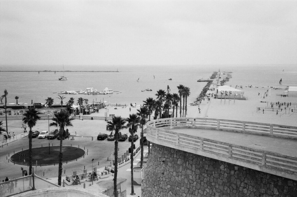 b&w photo of the approach to the lighthouse at Praia da Rocha