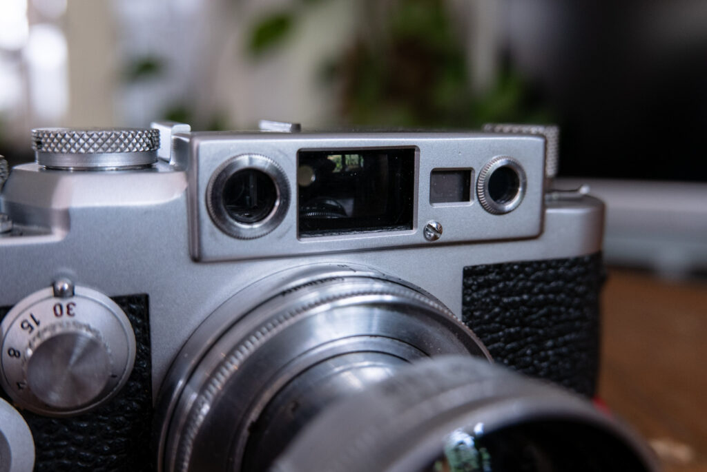 Leica iiig viewfinder