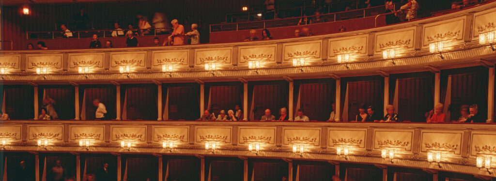 Vienna opera house seating