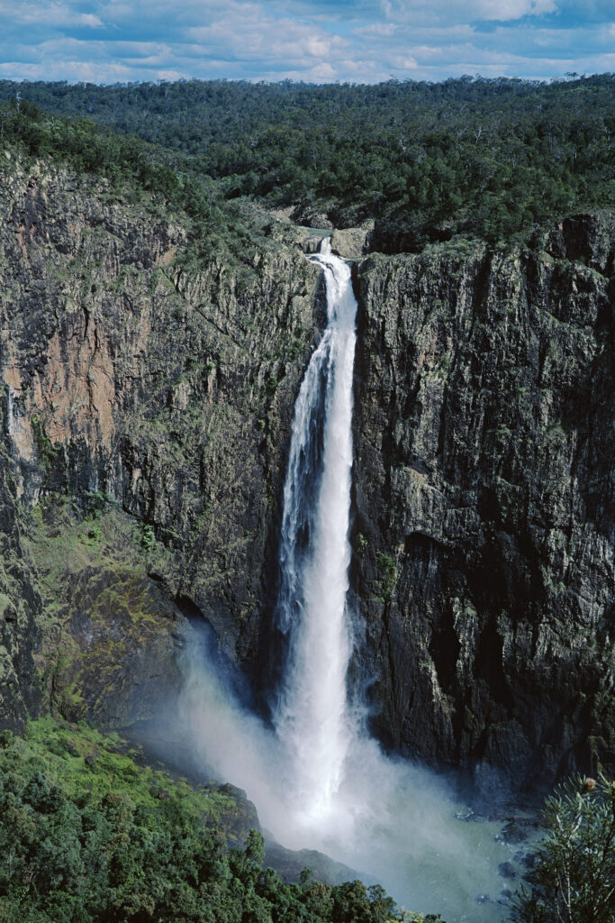 Wallaman Falls