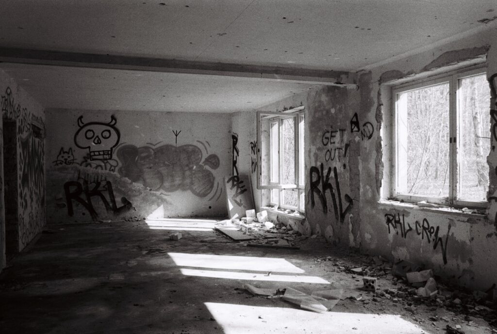 Contrasting in Urbex