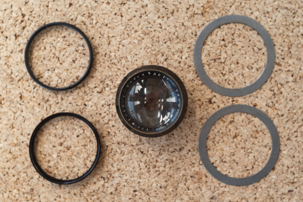 All components necessary to mount a Boyer Saphir 135mm f/4.5 on a Hektor helicoid