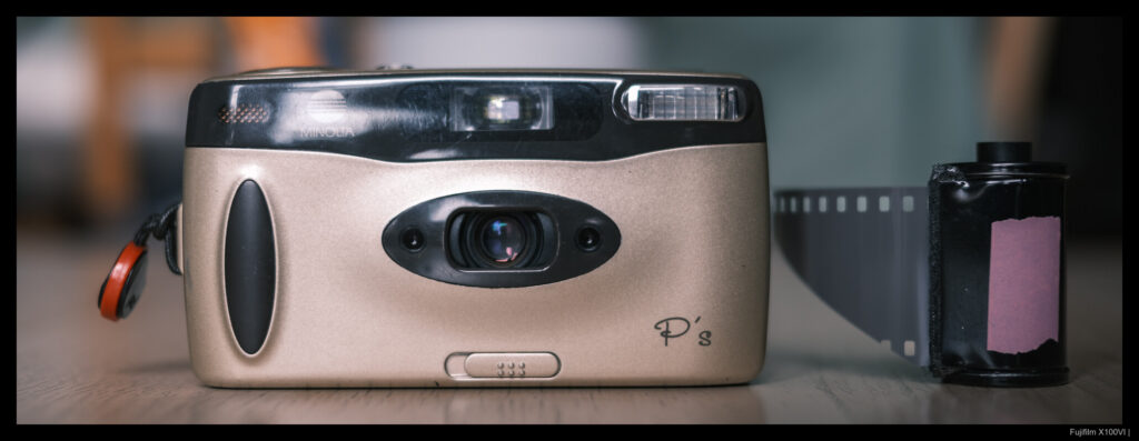 The Minolta P’s from the front. 135 cassette for scale