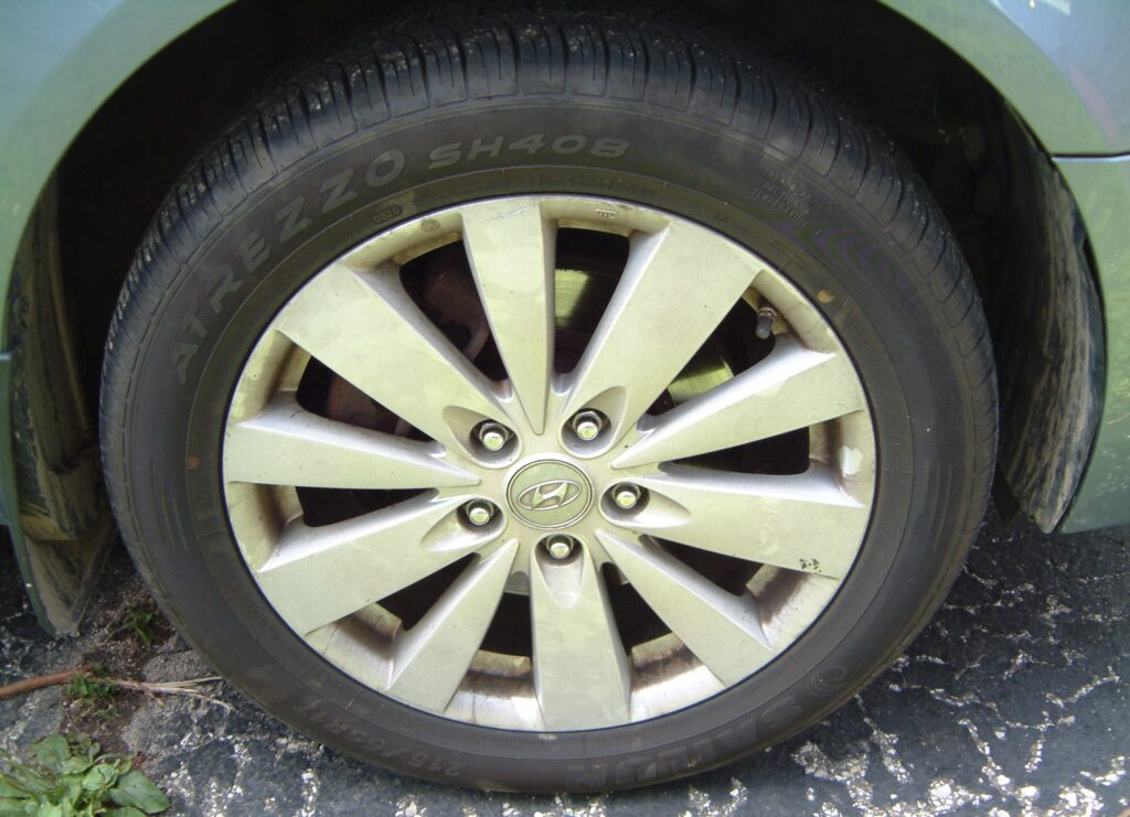 Automobile tire