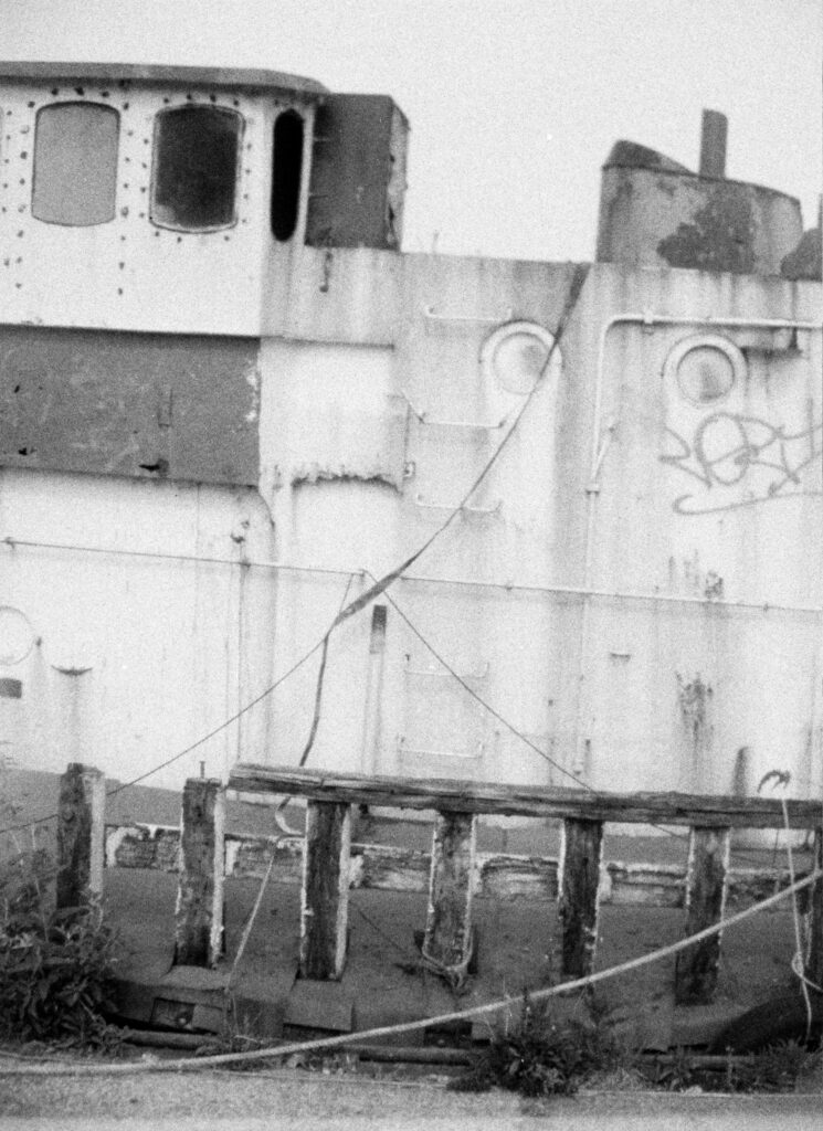 This is a picture of an old boat moored on the Exeter Canal taken with the Keystone Zoom EverFlash XR 608 110 camera