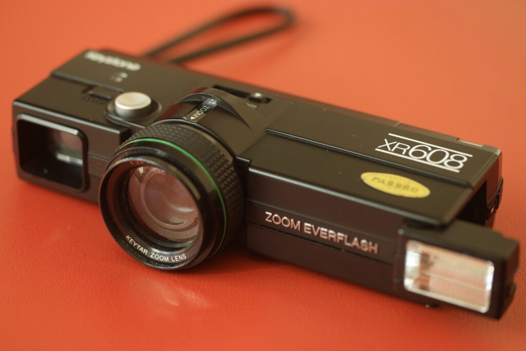 Picture of the Keystone EverFlash XR 608 Zoom 110 Camera