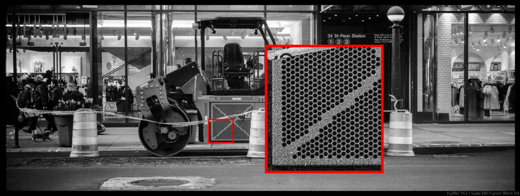 A sample image taken with the 90/4 with a 100% cutout demonstrating sharpness achievable using the rangefinder