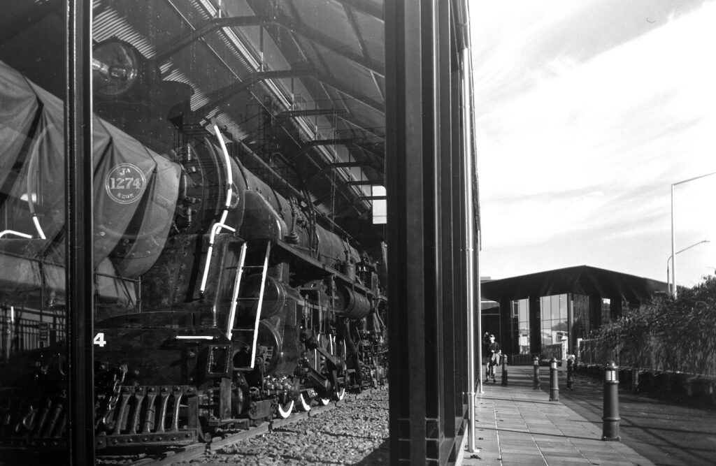 Mainline loco of New Zealand Railways.