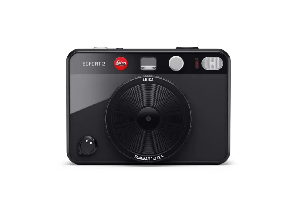Leica Sofort 2 in black, front view