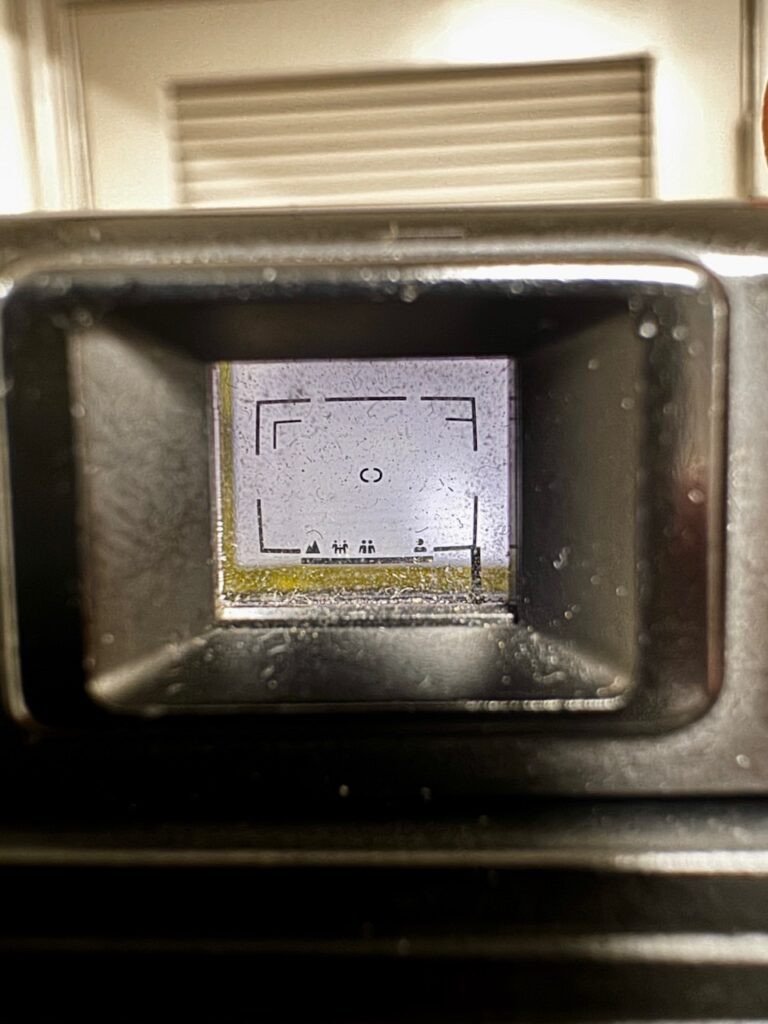 Dusty view finder